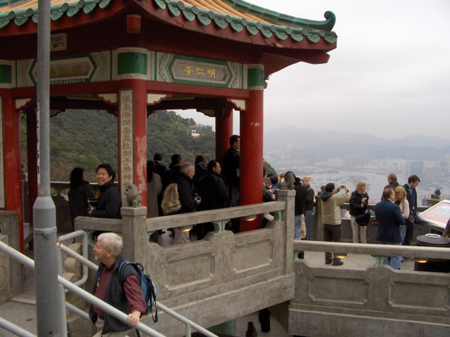 Holiday 080